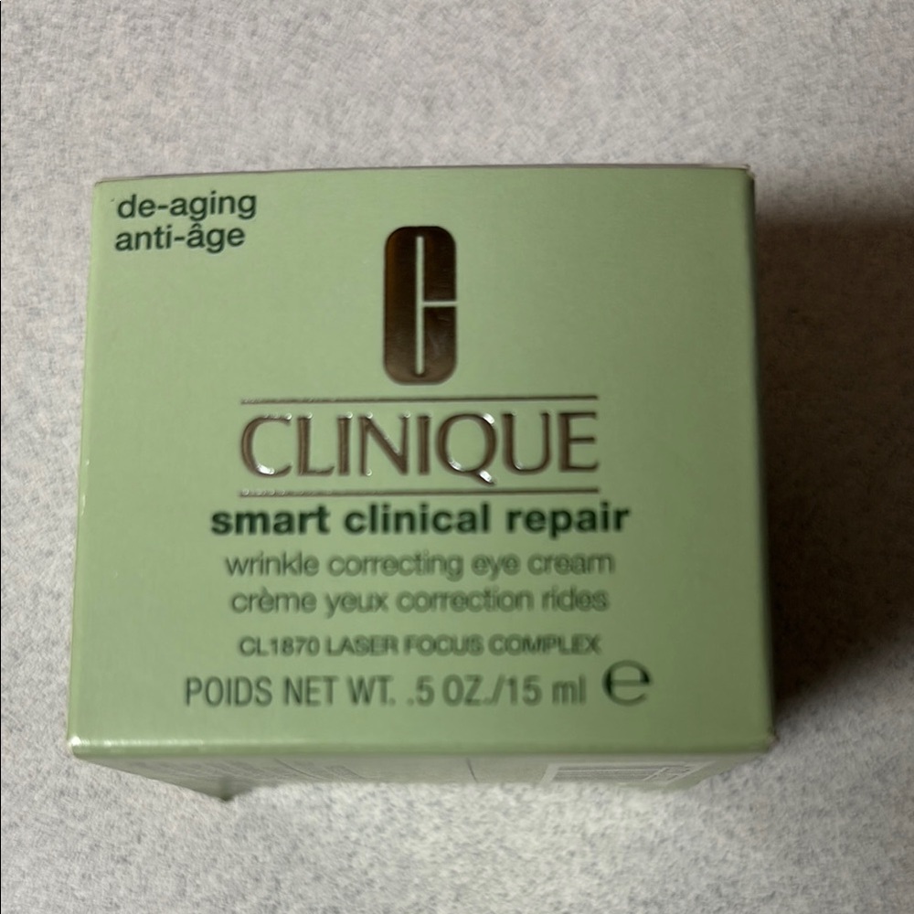 Clinique Smart Clinical Repair Eye Cream - Green